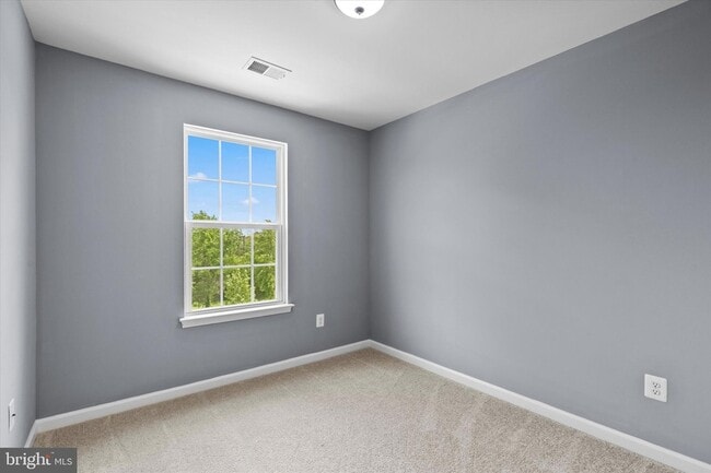Building Photo - 6190 Willow Pl