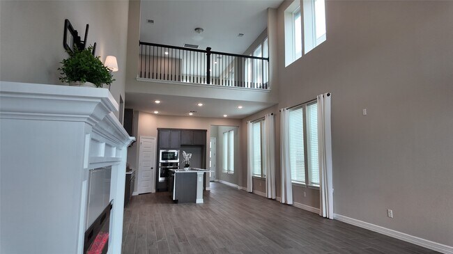 Building Photo - 360 Mallorn Ln