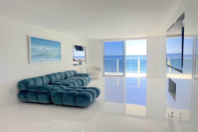 Building Photo - 22548 CA-1