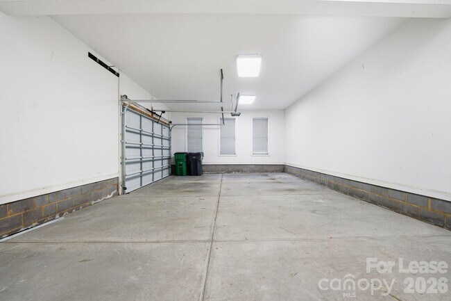 Building Photo - 1425 Bristol Pl Ct