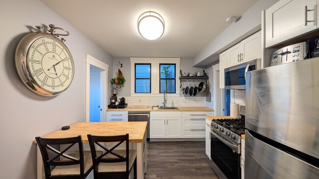 Kitchen with new appliances - 1232 Cortland Ave