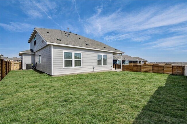 Building Photo - 238 Dreyer