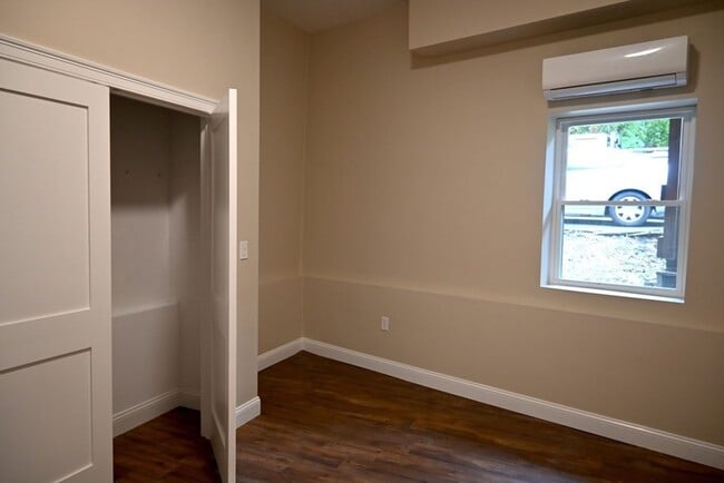 Building Photo - 149 Washington St