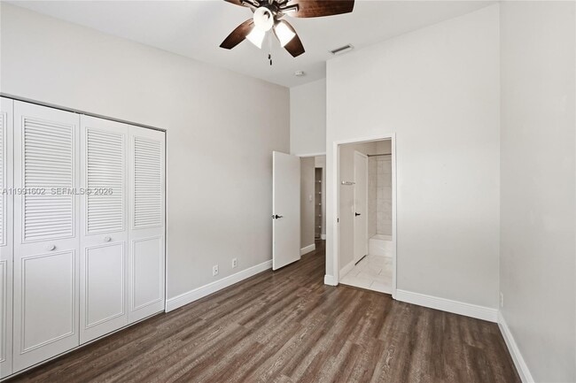 Building Photo - 6215 Old Court Rd