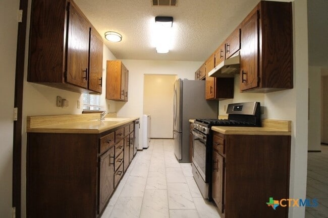 Building Photo - 1513 Missouri Ave