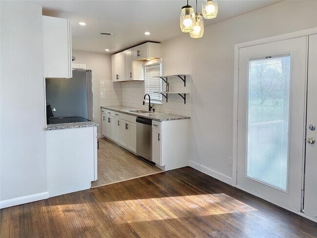 Building Photo - 5535 S Boston Pl