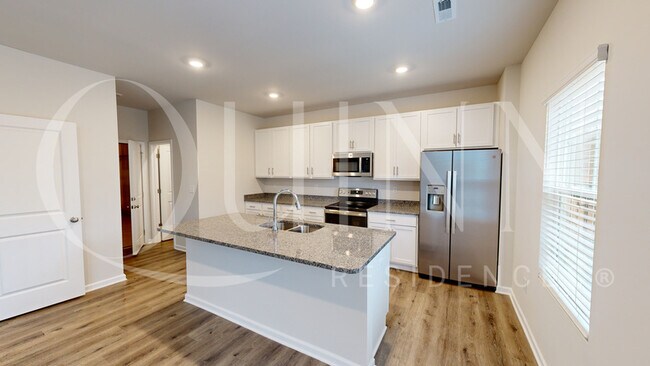 Building Photo - 223 Almaden St