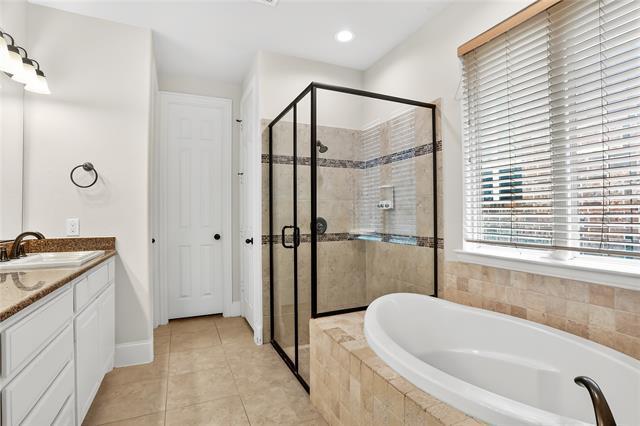 Building Photo - 2346 Arezzo Ln