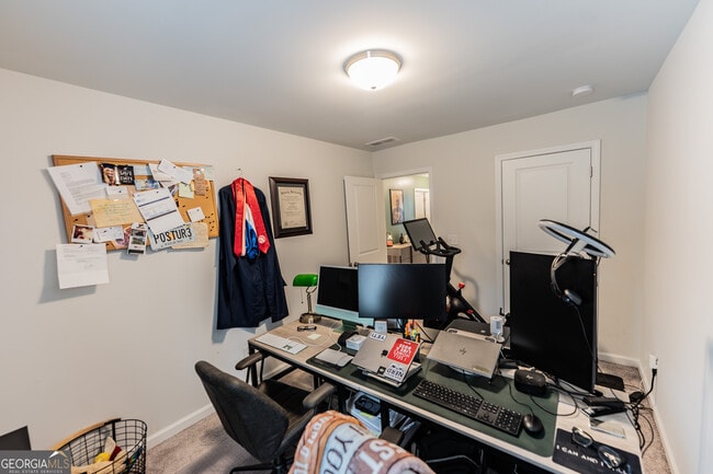 Building Photo - 3132 Meadowstone Ln SW