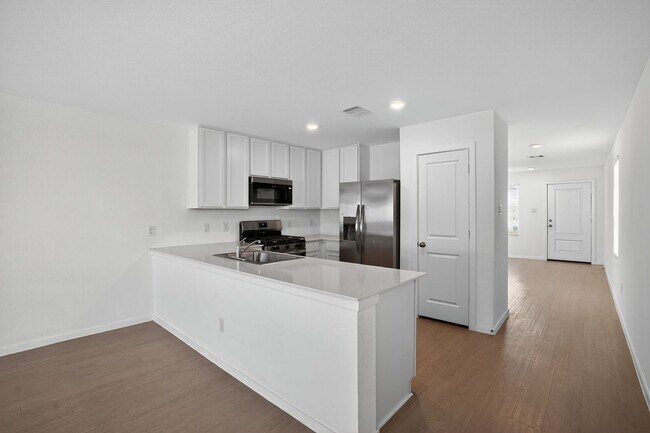 Building Photo - 4 Bedroom Single Family Home in New Caney