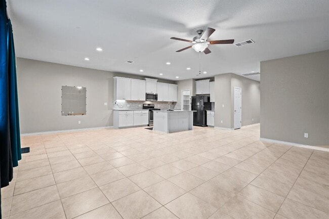 Building Photo - 204 Tulum Ter