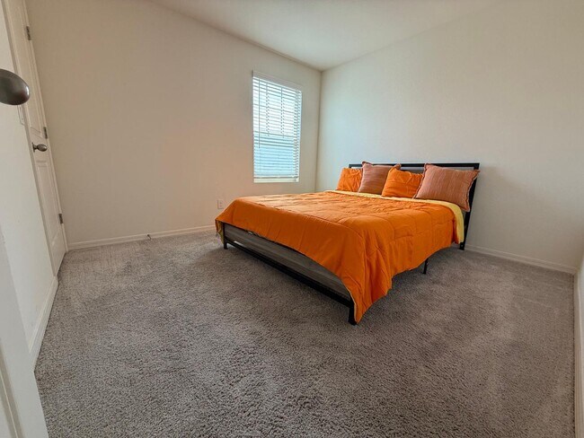 Building Photo - 5542 W Moody Trl