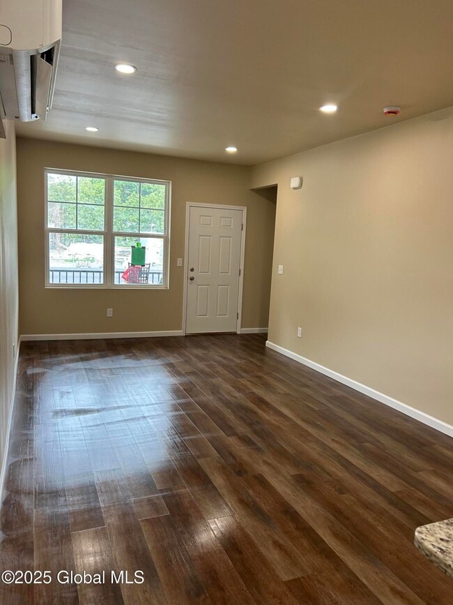 Building Photo - 4209 Menga Dr