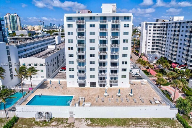 Building Photo - 345 Ocean 607