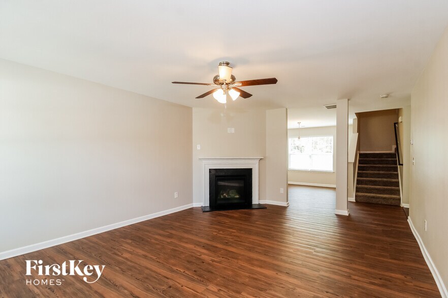 Building Photo - 110 Birch Creek Rd