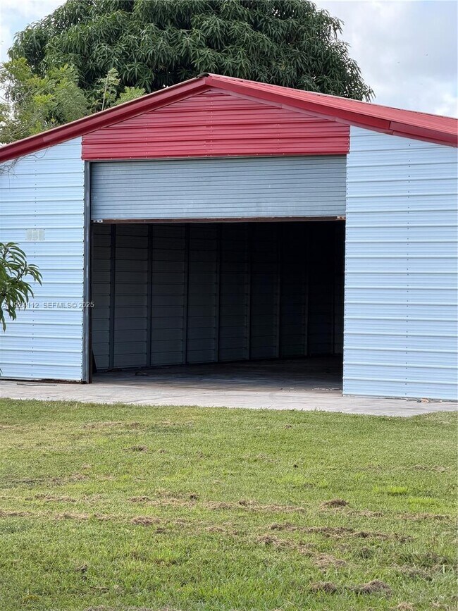 Building Photo - 25800 SW 214th Ave