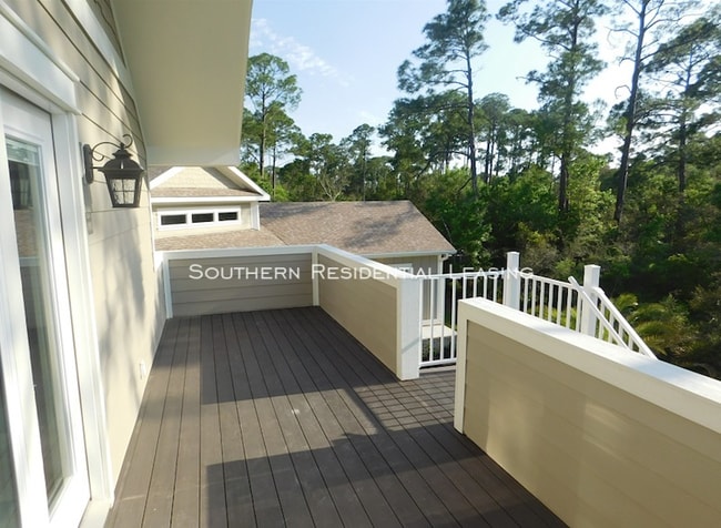 Building Photo - 16600 Innerarity Point Rd