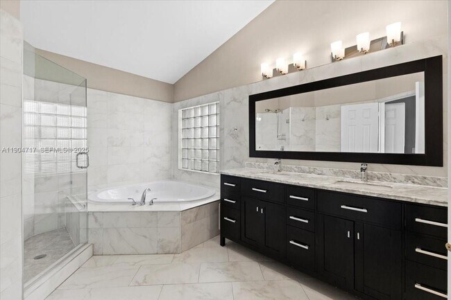 Building Photo - 642 Heritage Dr