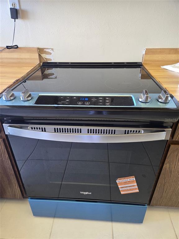 Building Photo - 400 Island Way