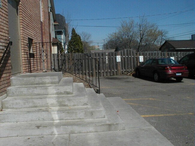 Building Photo - 3117 15th Ave S