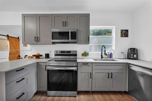 Building Photo - 274 NW 43rd St