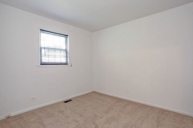 Building Photo - 2150 Rugen Rd