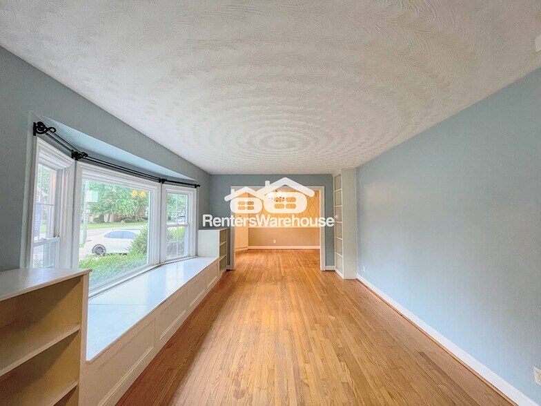 Building Photo - 4112 Dock Landing Rd