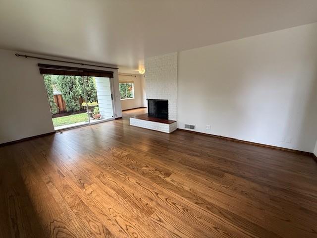 Building Photo - 180 N Balsamina Way