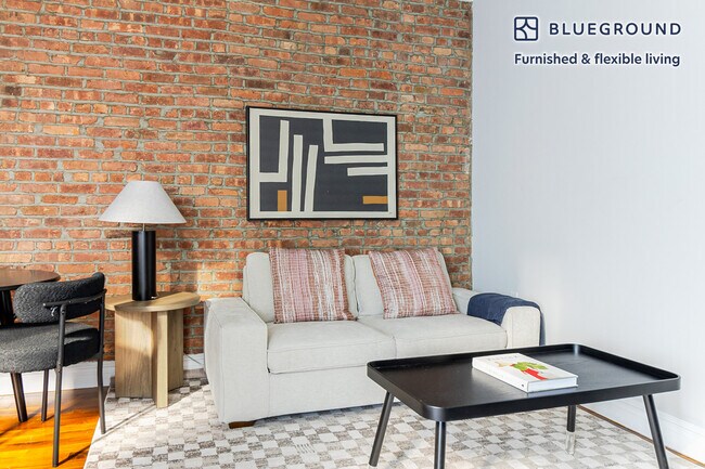 Primary Photo - 20 Prince St