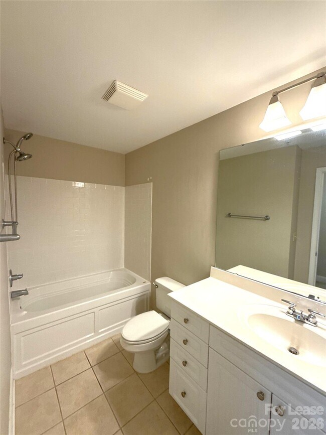 Building Photo - 300 W 5th St