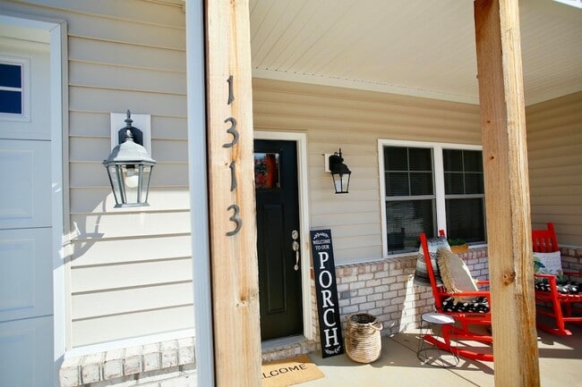 Building Photo - 1313 Emerald View Ct