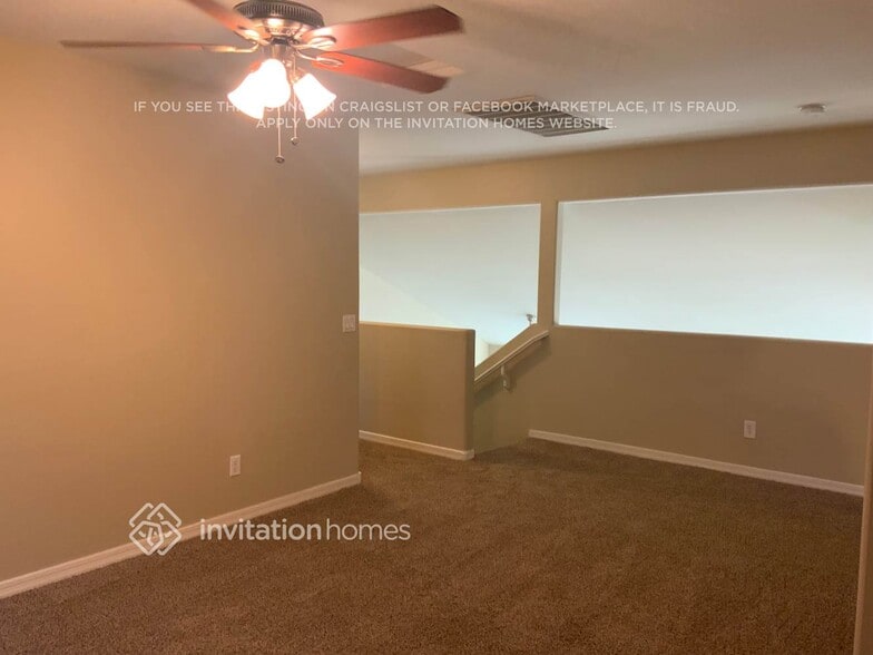 Building Photo - 2005 W Green Tree Dr