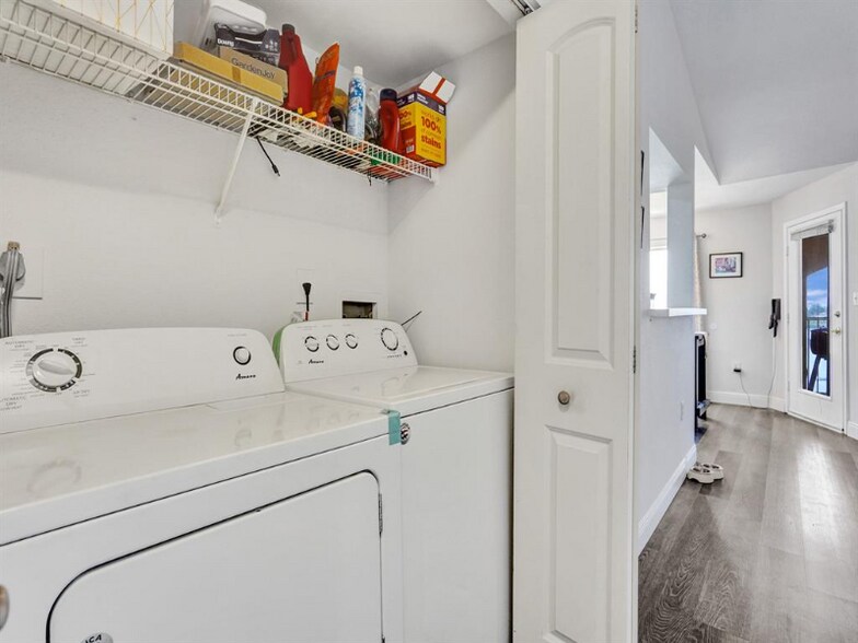 Building Photo - 2351 NW 33rd St