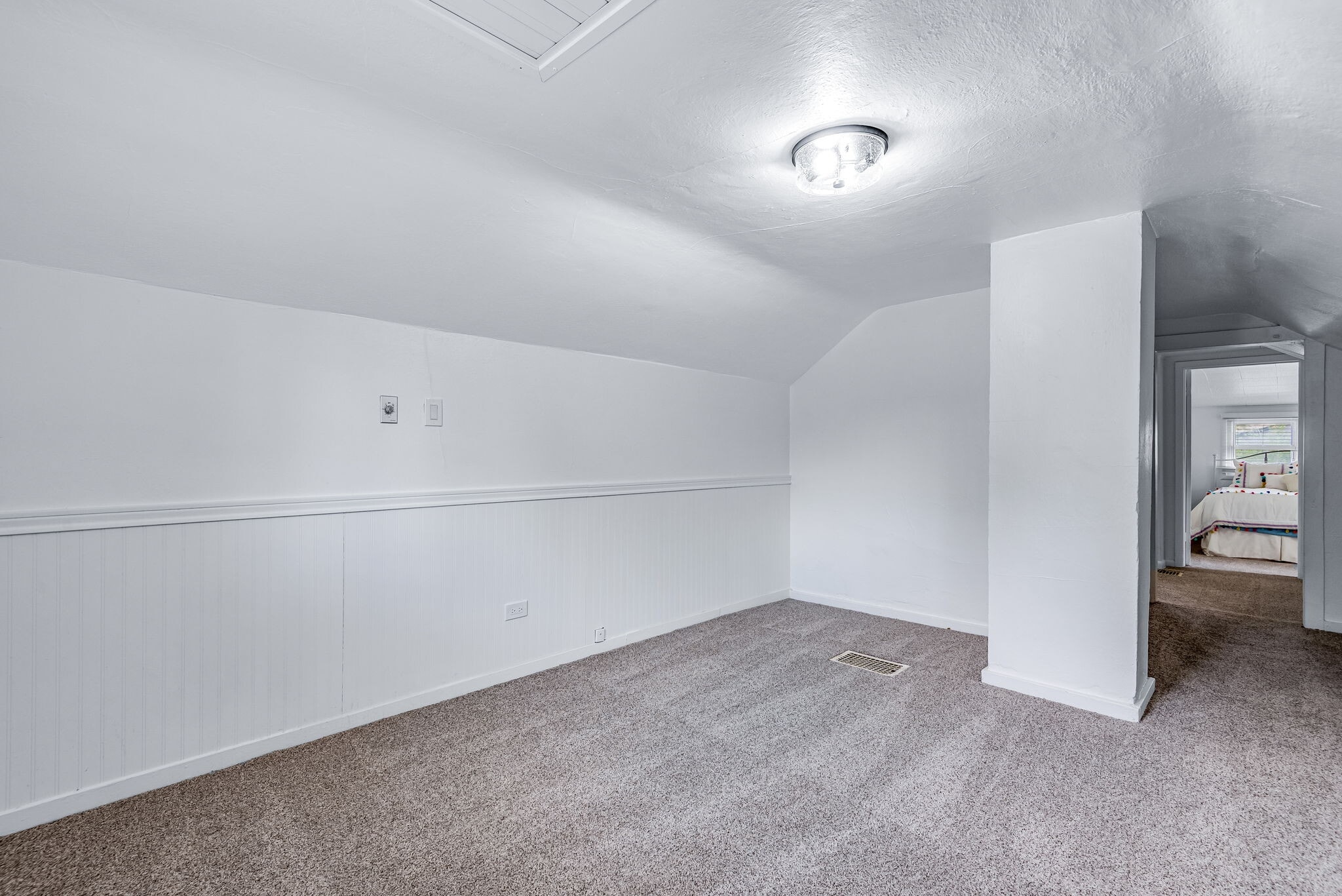 Building Photo - 1478 S University Blvd