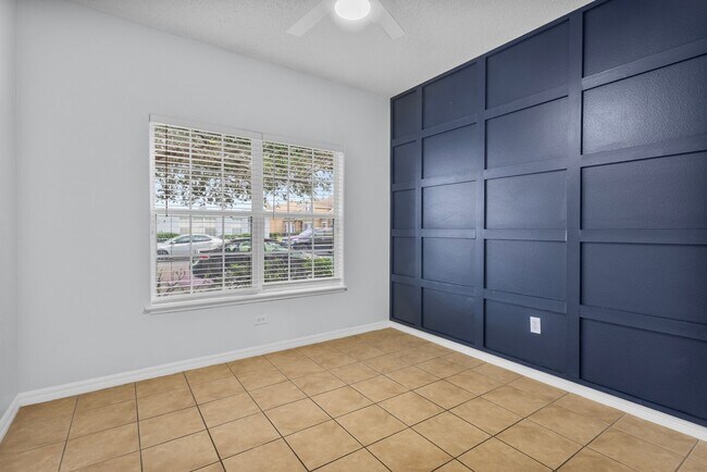 Building Photo - 13046 Island Breeze Ct