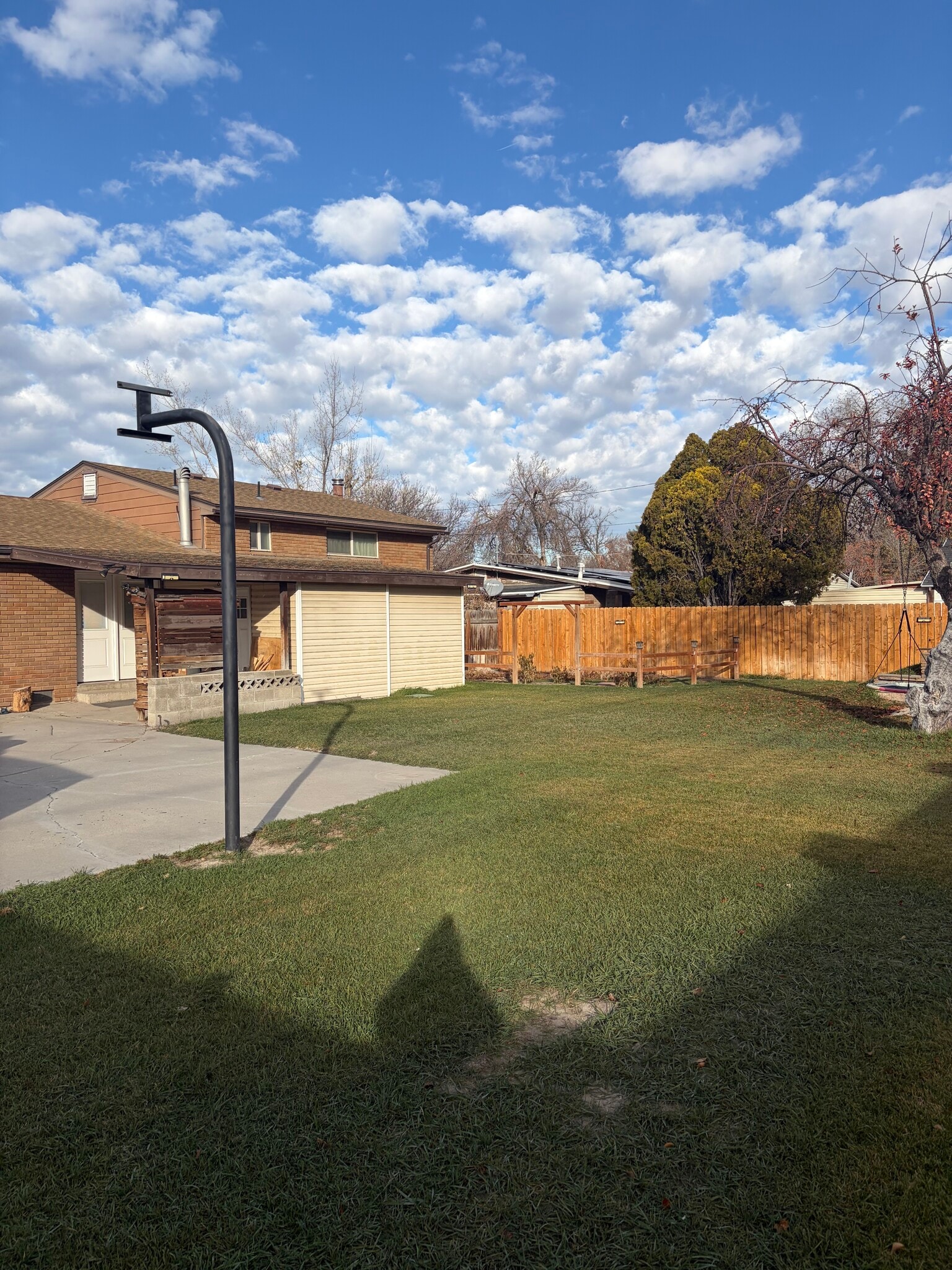 Building Photo - 3747 S Lee Maur St