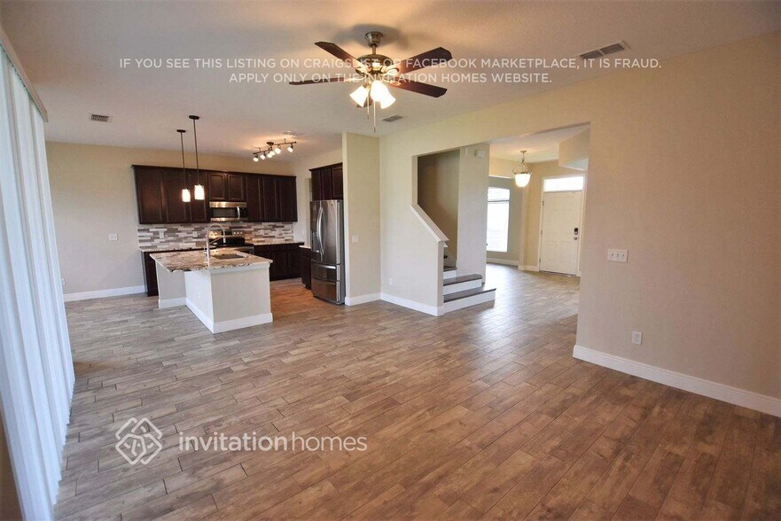 Building Photo - 612 Grassy Stone Dr