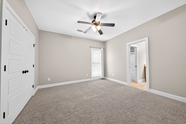 Building Photo - 9027 Cimarron Ct