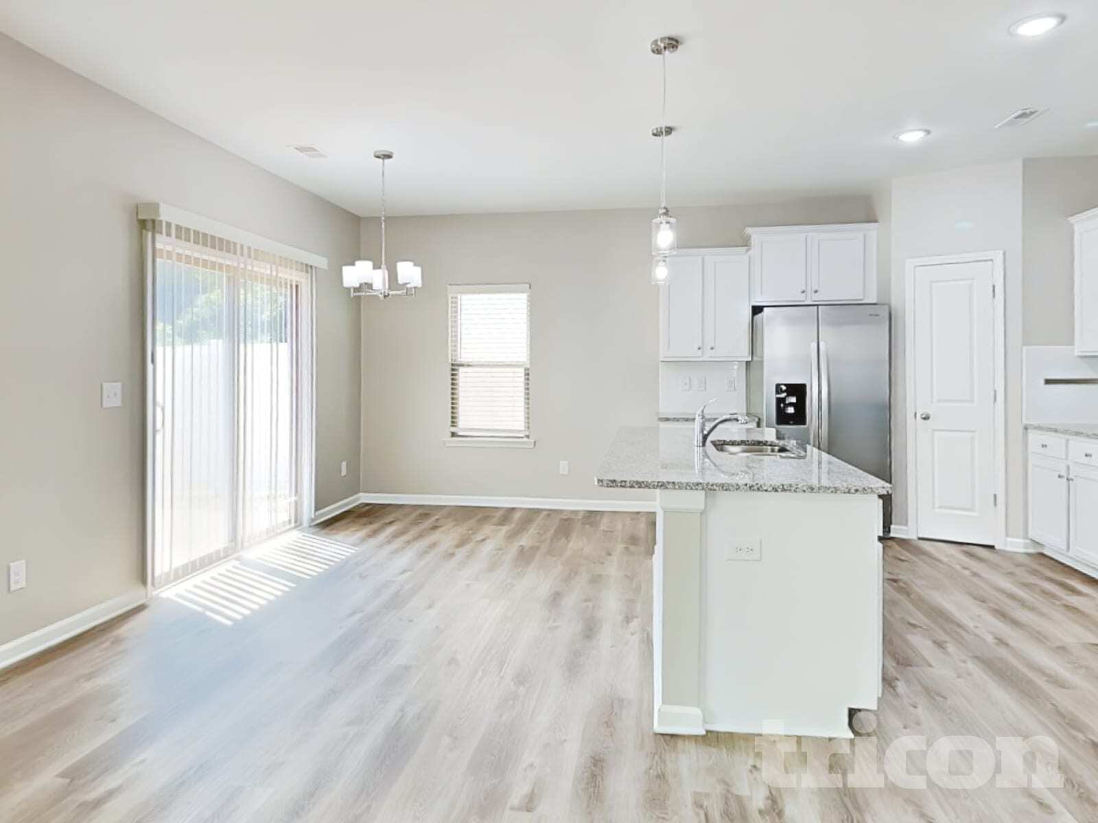 Building Photo - 138 Spring Knoll Dr