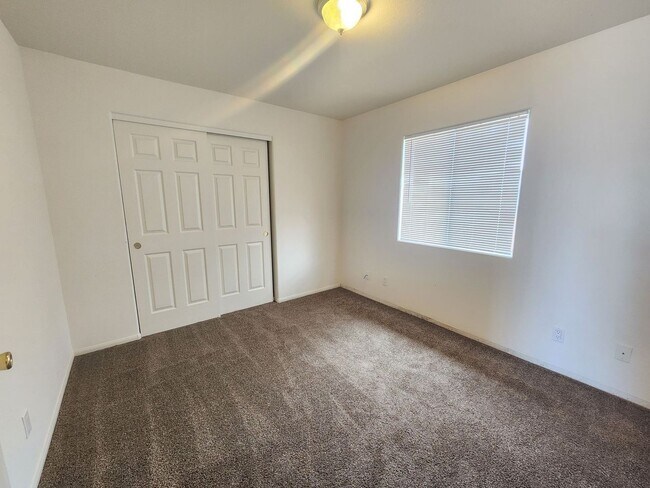 Building Photo - 6306 Athol Ave