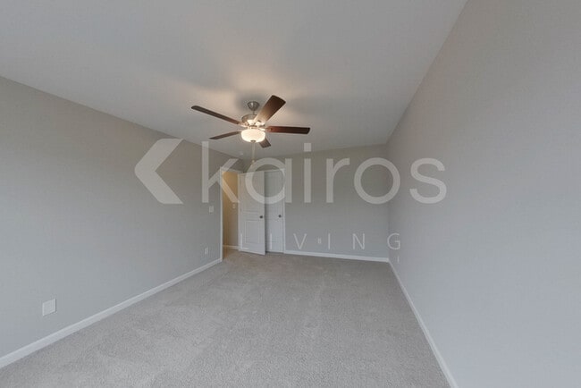 Building Photo - 933 Silent Barge Cv