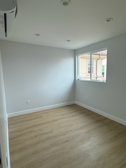 Building Photo - 18507 Burin Ave