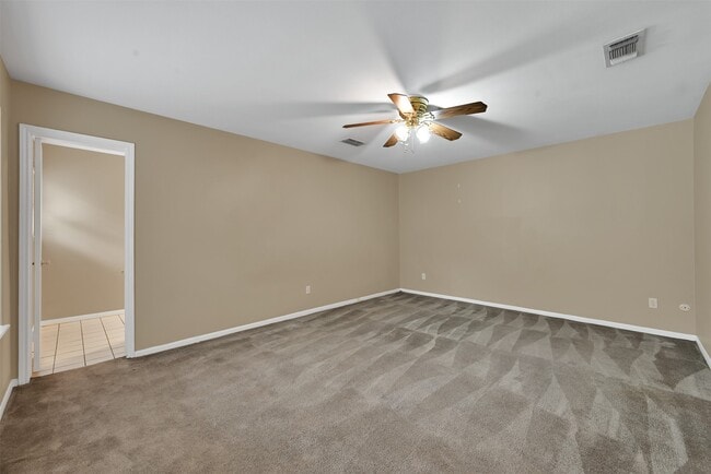 Building Photo - 2010 Tucumcari Dr