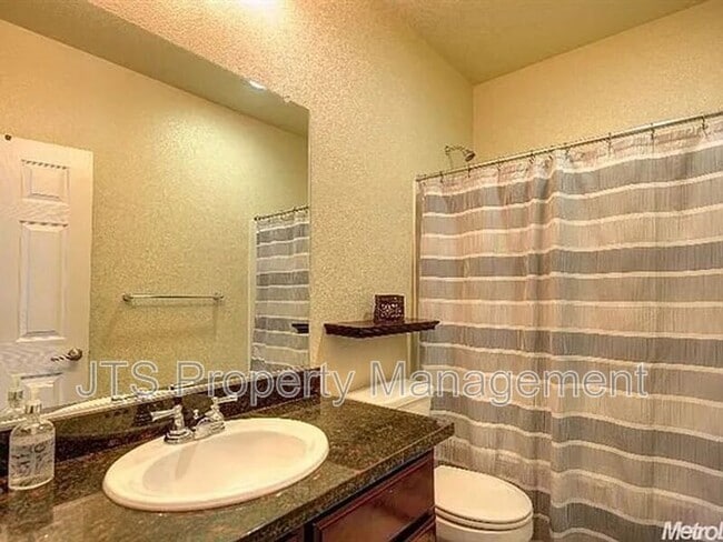 Building Photo - 3428 Trio Ln