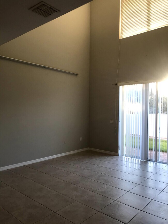 Building Photo - 3557 Sanctuary Dr