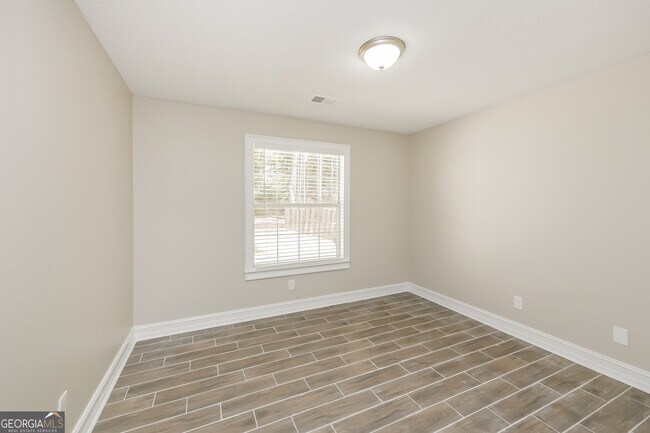 Building Photo - 40 Prestwick Dr