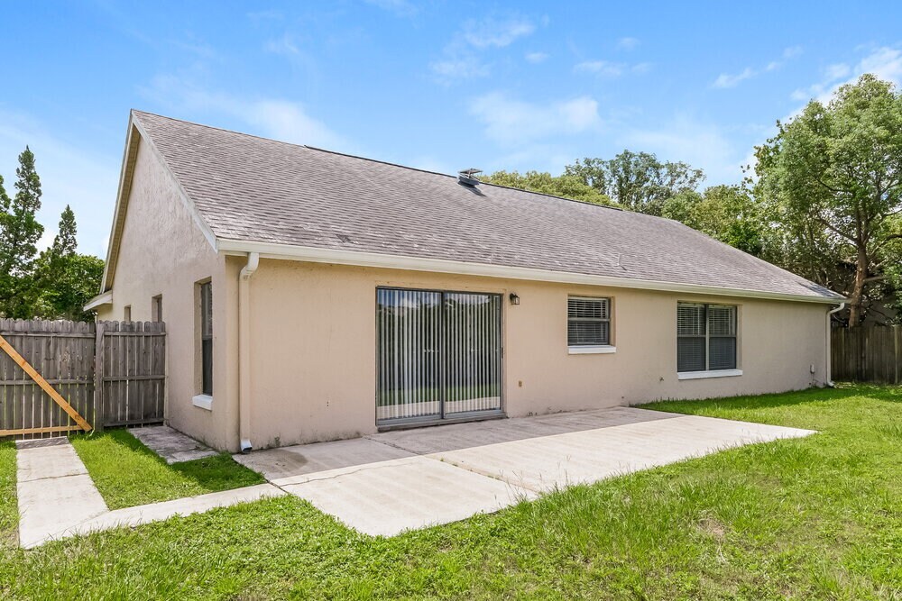 Building Photo - 5022 Dahoon View Dr