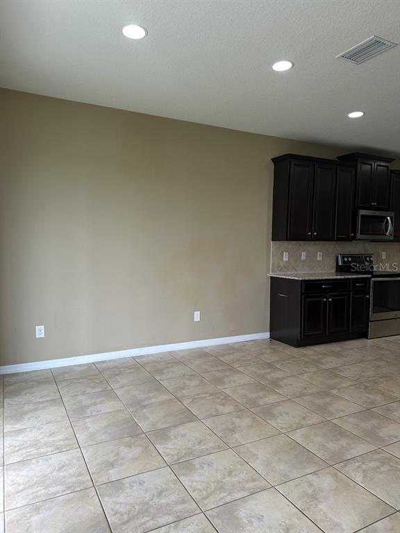 Building Photo - 3034 Winglewood Cir