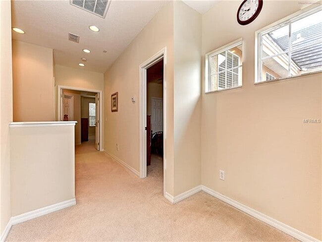 Building Photo - 8114 Villa Grande Ct