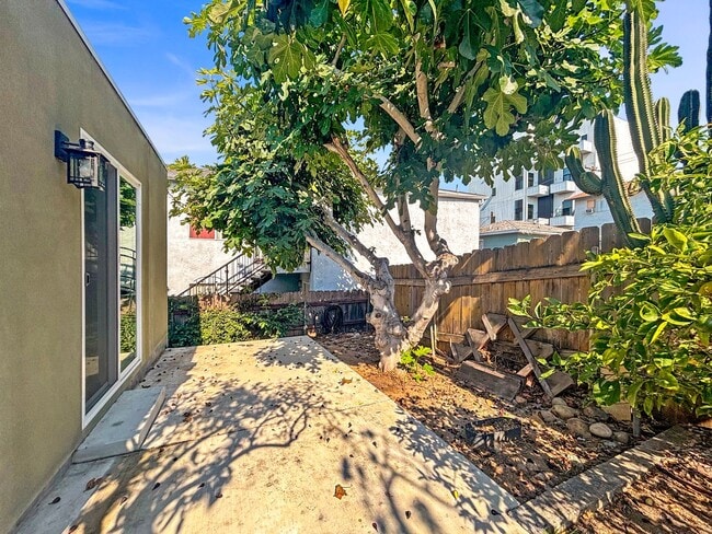 Building Photo - Gorgeous upgraded 1B 1BA in North Park w/ ...